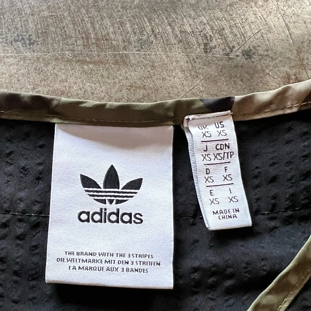Adidas Top small